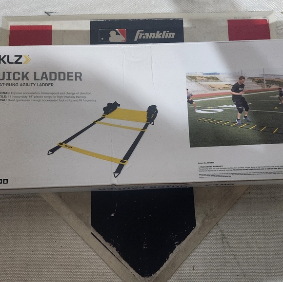 New Skilz Quick Ladder. Never Used. - Picture 4 of 7